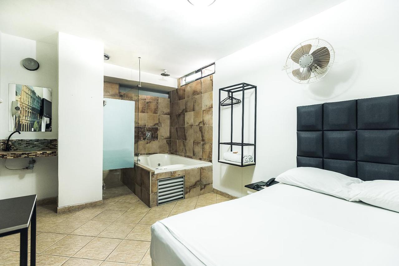 Hotel Natural Medellín Buitenkant foto